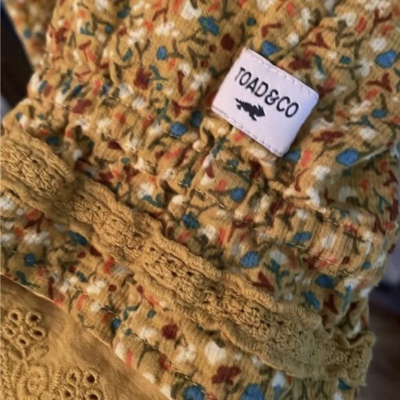 Toad&Co Manzana Ruffle Tank Top XL in Pollen Small Floral Print - Picture 7 of 9